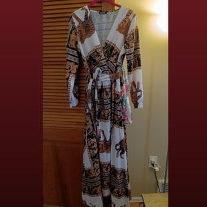 Gold print style dress. size 20 from Boohoo